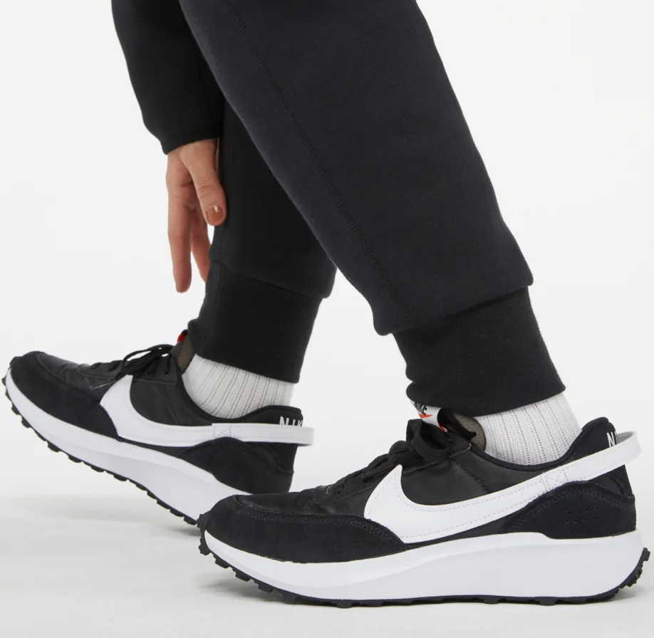 On-Trend Retro Sneaker